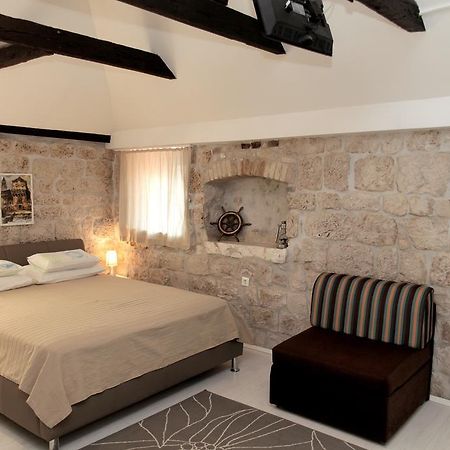 Apartment Tragurium Trogir Eksteriør bilde