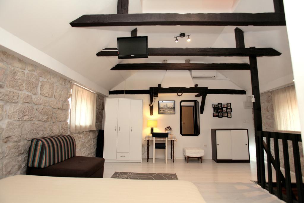 Apartment Tragurium Trogir Eksteriør bilde