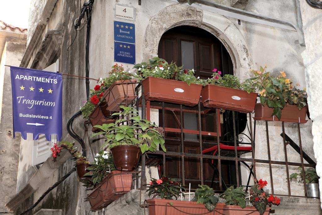 Apartment Tragurium Trogir Eksteriør bilde