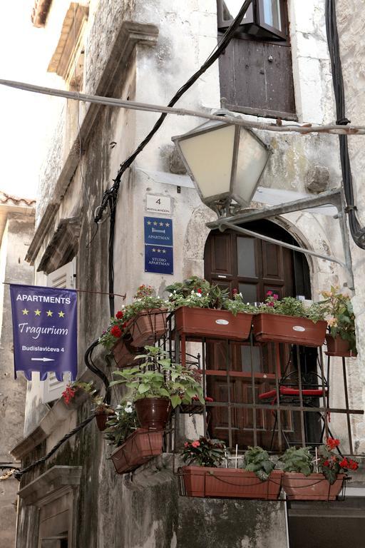 Apartment Tragurium Trogir Eksteriør bilde